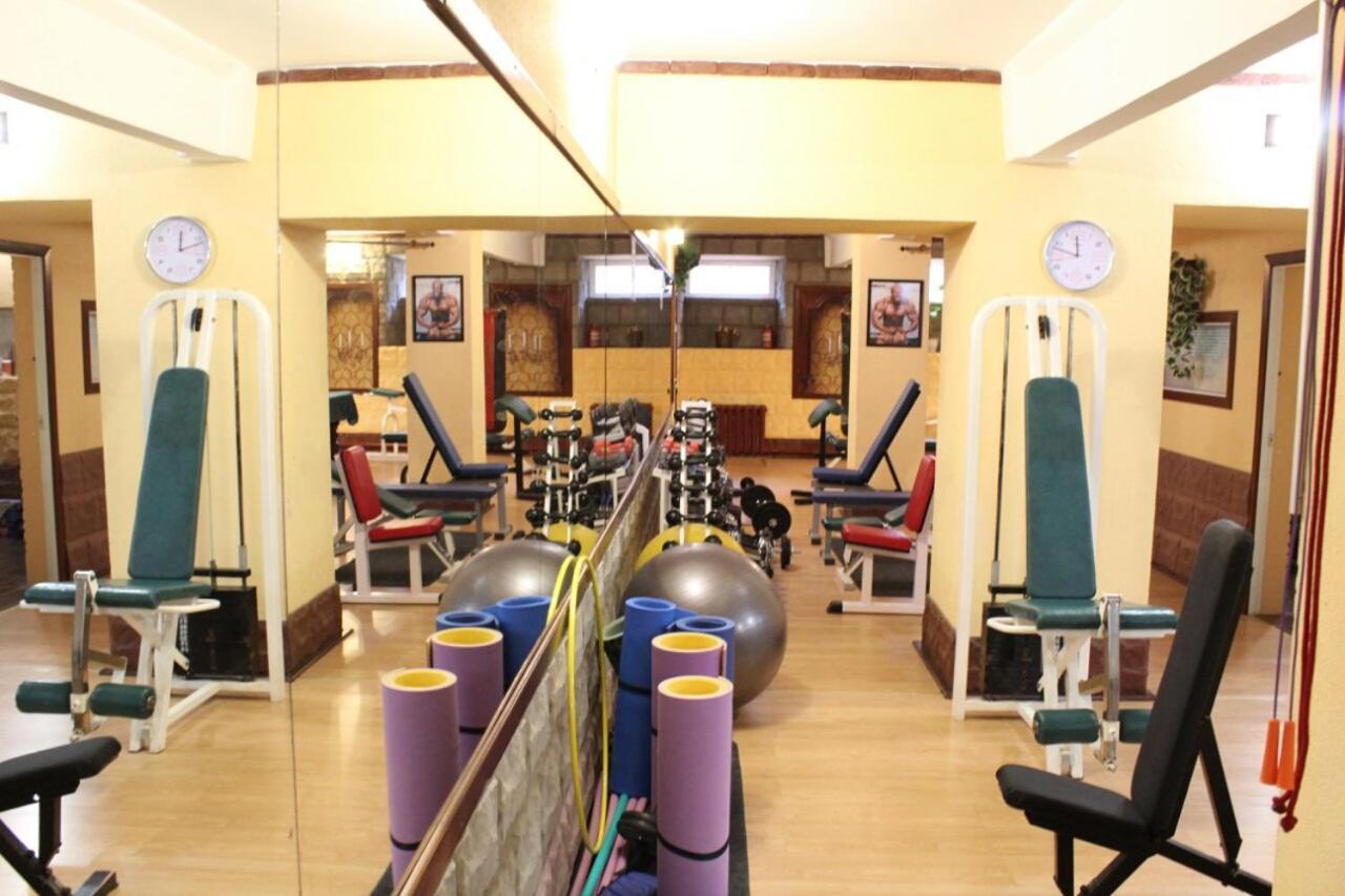 Hostel 3 Stars Na Oktyabryskoy Vitebsk Dış mekan fotoğraf